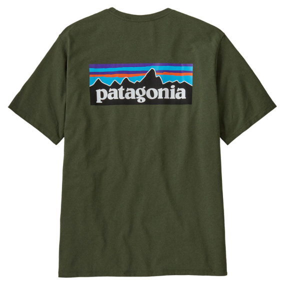 Patagonia M\'s P-6 Logo Responsibili-Tee Torrey Pine Green ryhmässä Vaatteet ja kengät / Vaatetus / T-paidat @ Sportfiskeprylar.se (38504-TPGN-Sr)