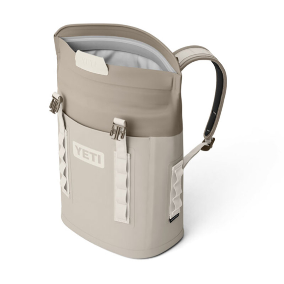 Yeti EU Hopper Backpack M12 - Cape Taupe ryhmässä Säilytys / Kylmäkassit ja kylmälaukut / Kylmäkassit @ Sportfiskeprylar.se (SKU-0166-24H2BH)